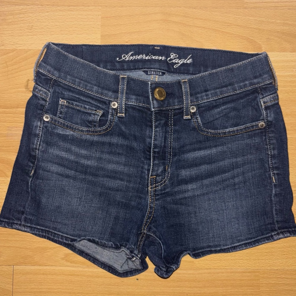 American Eagle Outfitters Stretch Blue Jean Shorts Classic Style | Size 2